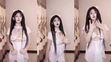 【极品稀缺魔手外购】最新《疯狂抖音》外篇《抖音擦边11》颜值美女 各显神通 闪现 直播间紫薇啪啪 封号作死秀.诱惑热舞